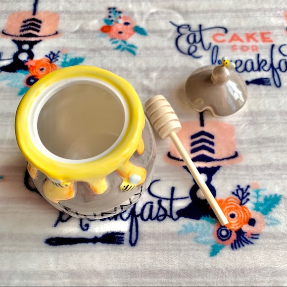 1 LEFT!🍯 Disney’s Winnie The Pooh Hunny Jar 🍯 - Picture 6 of 7